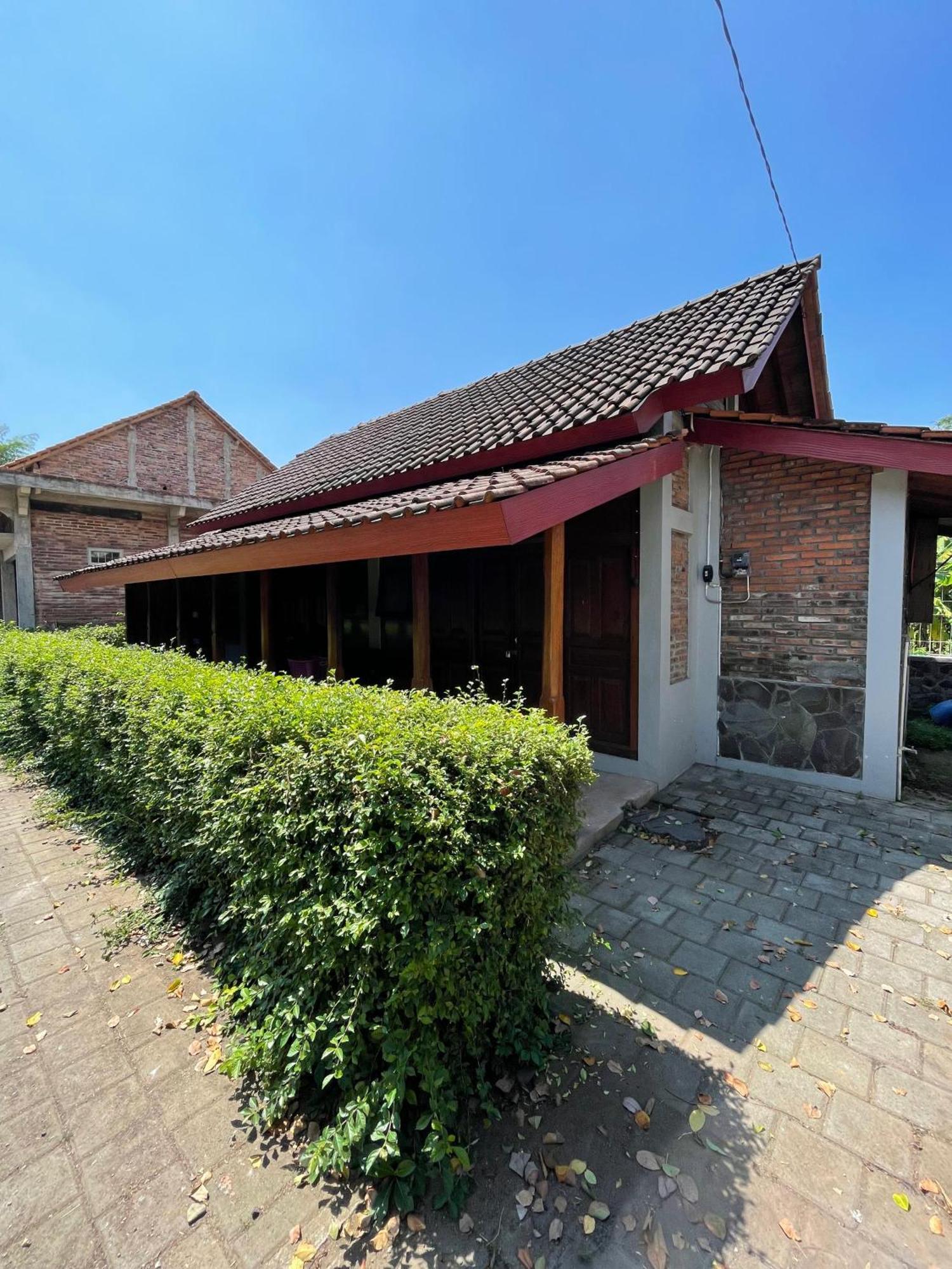 Saka Homestay Magelang Luaran gambar