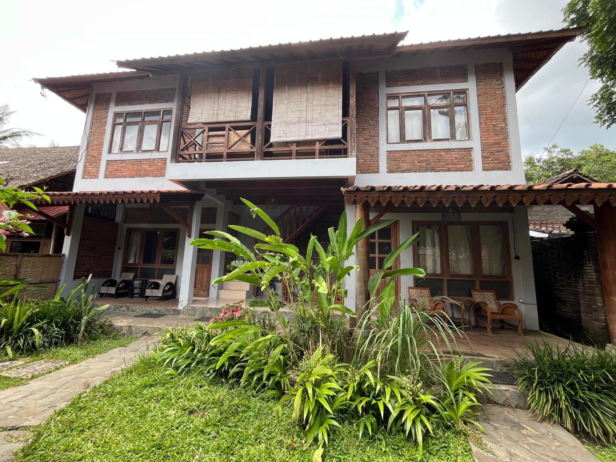 Saka Homestay Magelang Luaran gambar